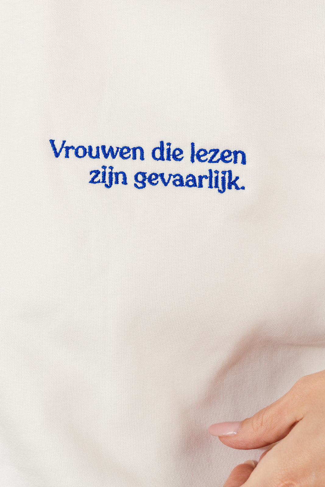 Trui — Vrouwen die lezen zijn gevaarlijk